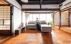 Entire Traditional House, Pet Friendly,貸切古民家,最大9名,ペット可, 長野岡谷ic5分,ファミリー歓迎
