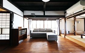 Entire Traditional House, Pet Friendly,貸切古民家,最大9名,ペット可, 長野岡谷ic5分,ファミリー歓迎